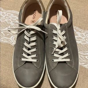 Ecco tennis shoes size 41. Size 10